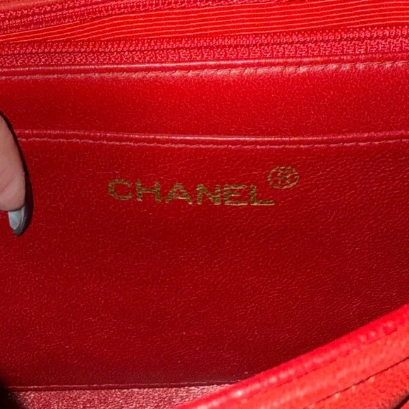 Chanel Red Quilted Leather Shoulder Bag - Picture 9 of 16